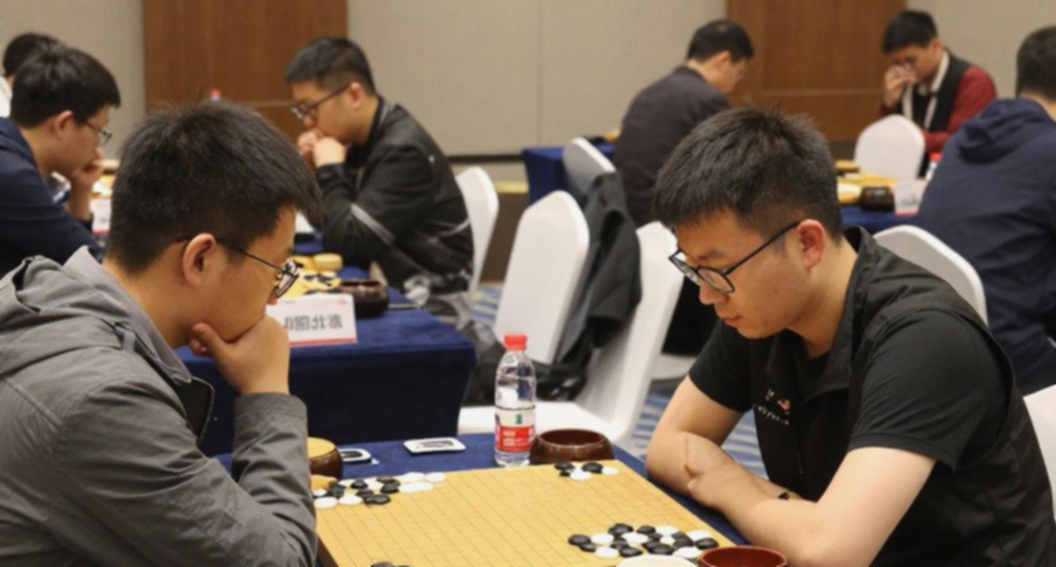 ChessBase Magazine #225 và khoảng trống tiếng nói nữ trong học liệu cờ vua