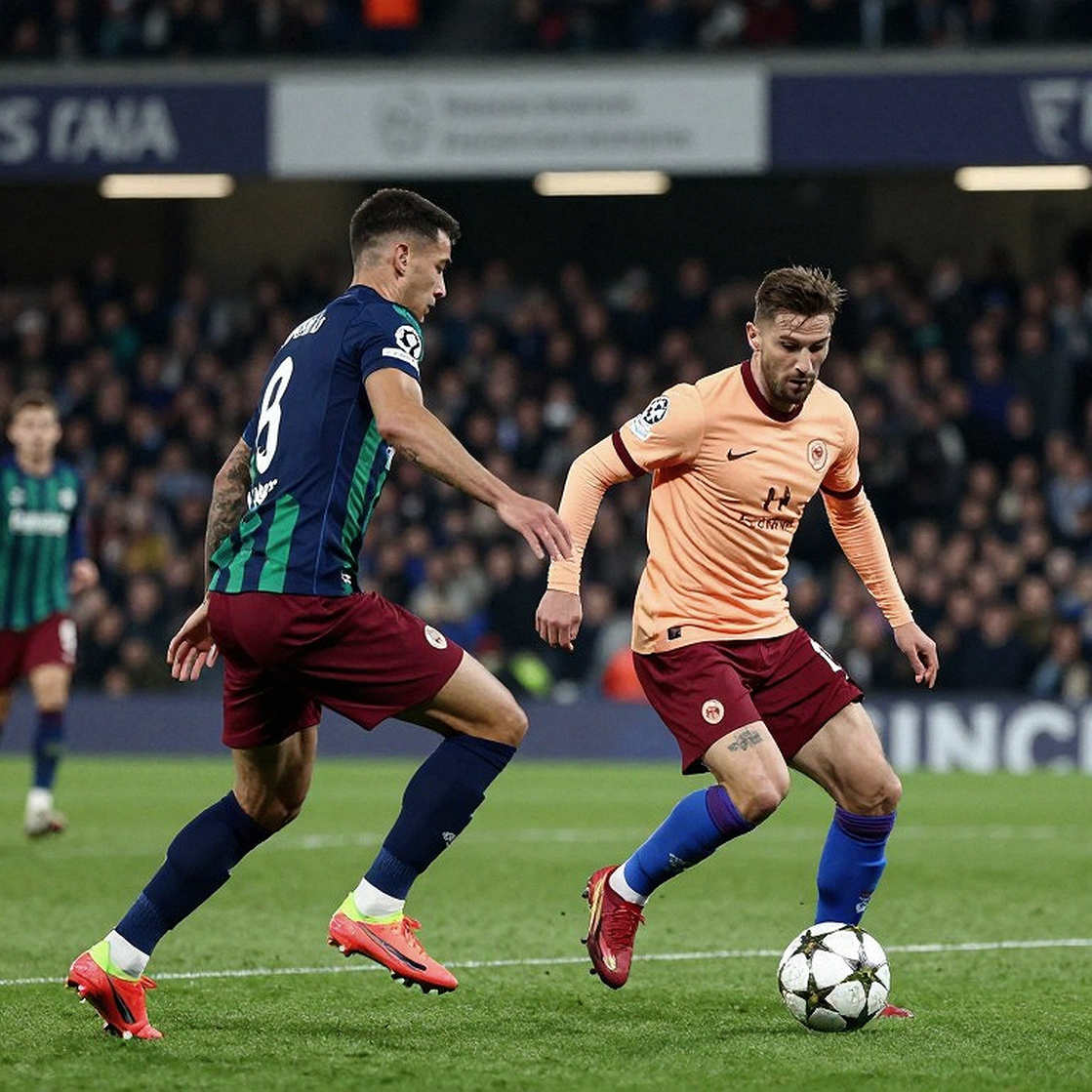 Cánh trái Real Madrid bị khoét lặp lại: vấn đề nằm ở thời gian tập, không ở tiền Cánh trái Real Madrid bị khoét lặp lại: vấn đề nằm ở thời gian tập, không ở tiền