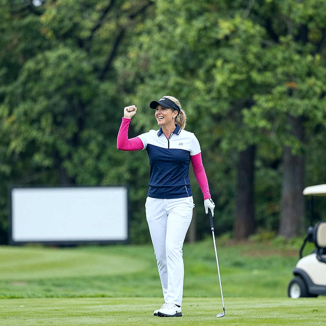 Todd Clements khởi đầu ấn tượng tại Omega European Masters: 64 gậy (-6), kém 1 gậy so với ngôi đầu