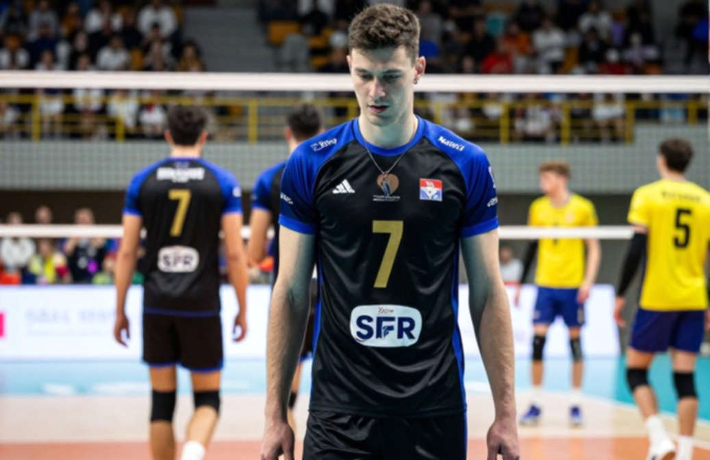 Ba mươi năm MOP bóng chuyền nữ NCAA: bản đồ vị trí và vệt dấu dẫn ra bãi biển
