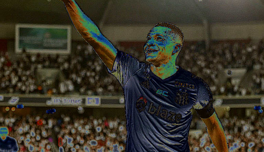 Căn nhà của Klok và vết nứt dưới ba ngôi vương của Persib Bandung